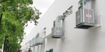 安裝一臺工業環?？照{為廠房車間降溫多少錢？環保空調廠家告訴你！