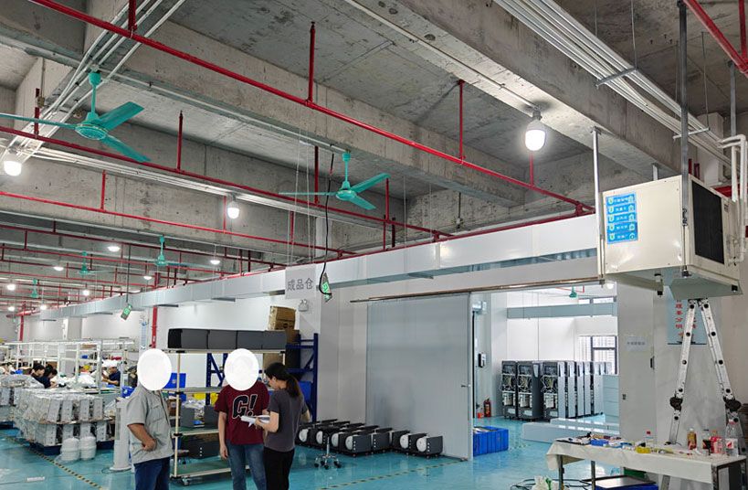 工業省電空調設備-臥式管道機型,工業車間崗位降溫.jpg